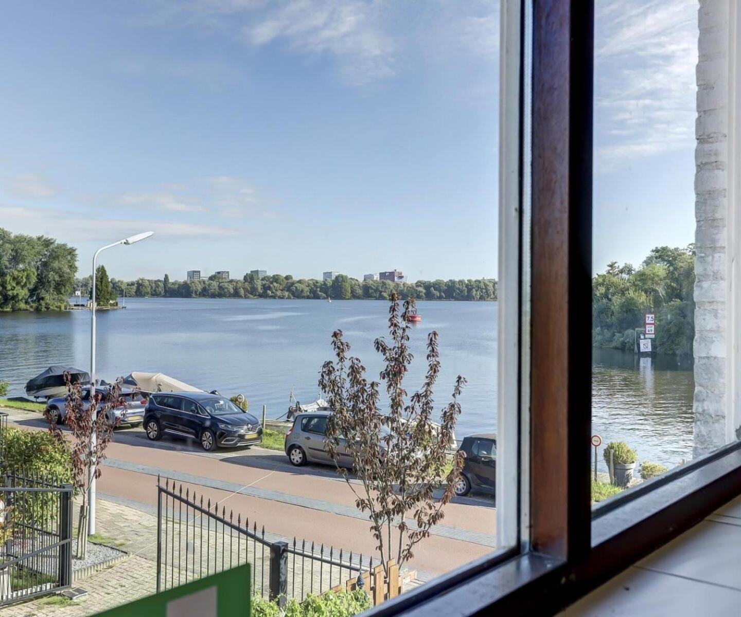 The Lake Hotel Amsterdam Airport Badhoevedorp Buitenkant foto